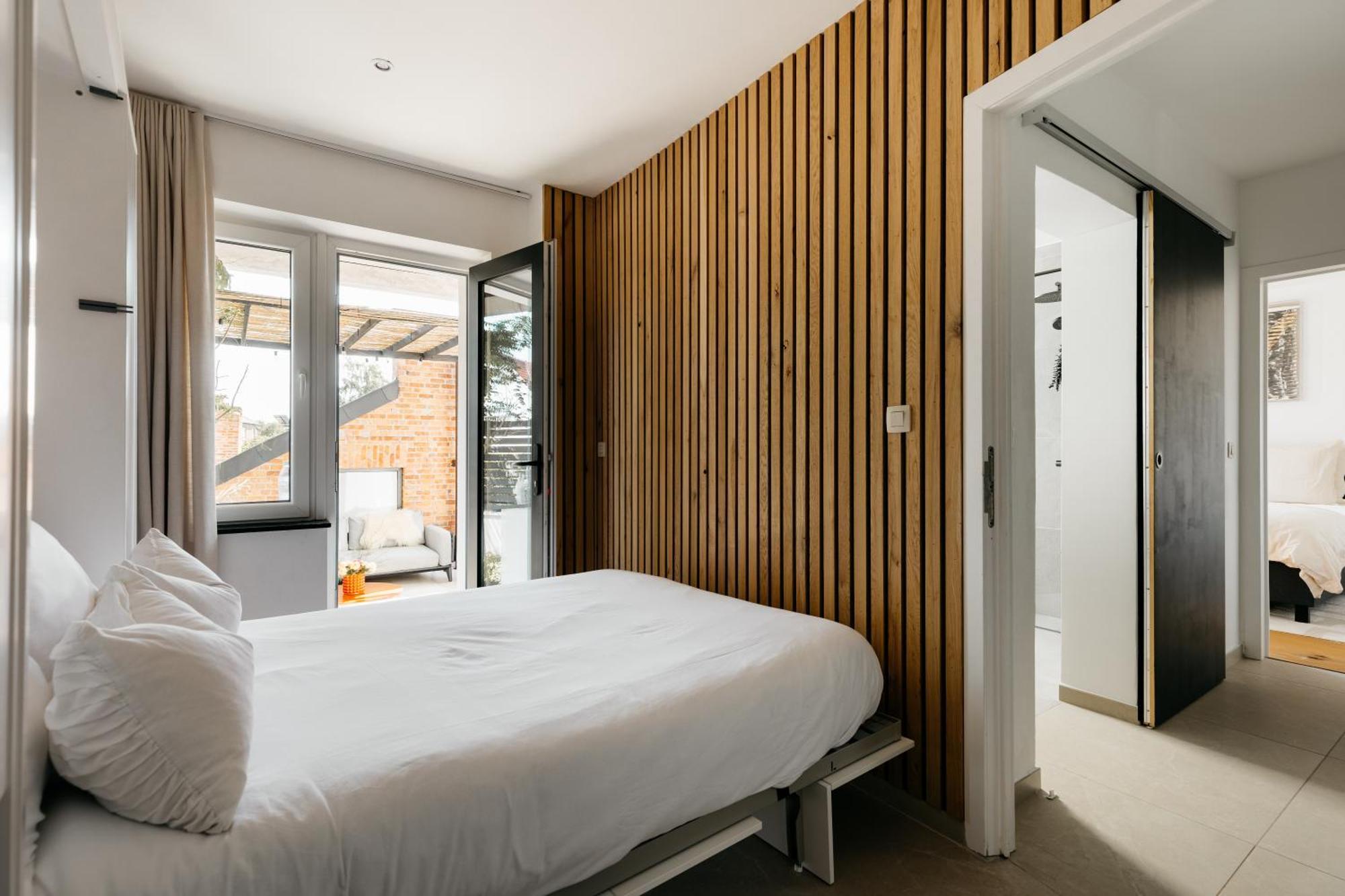 The Edgewater Suites - Park View Namur Eksteriør bilde
