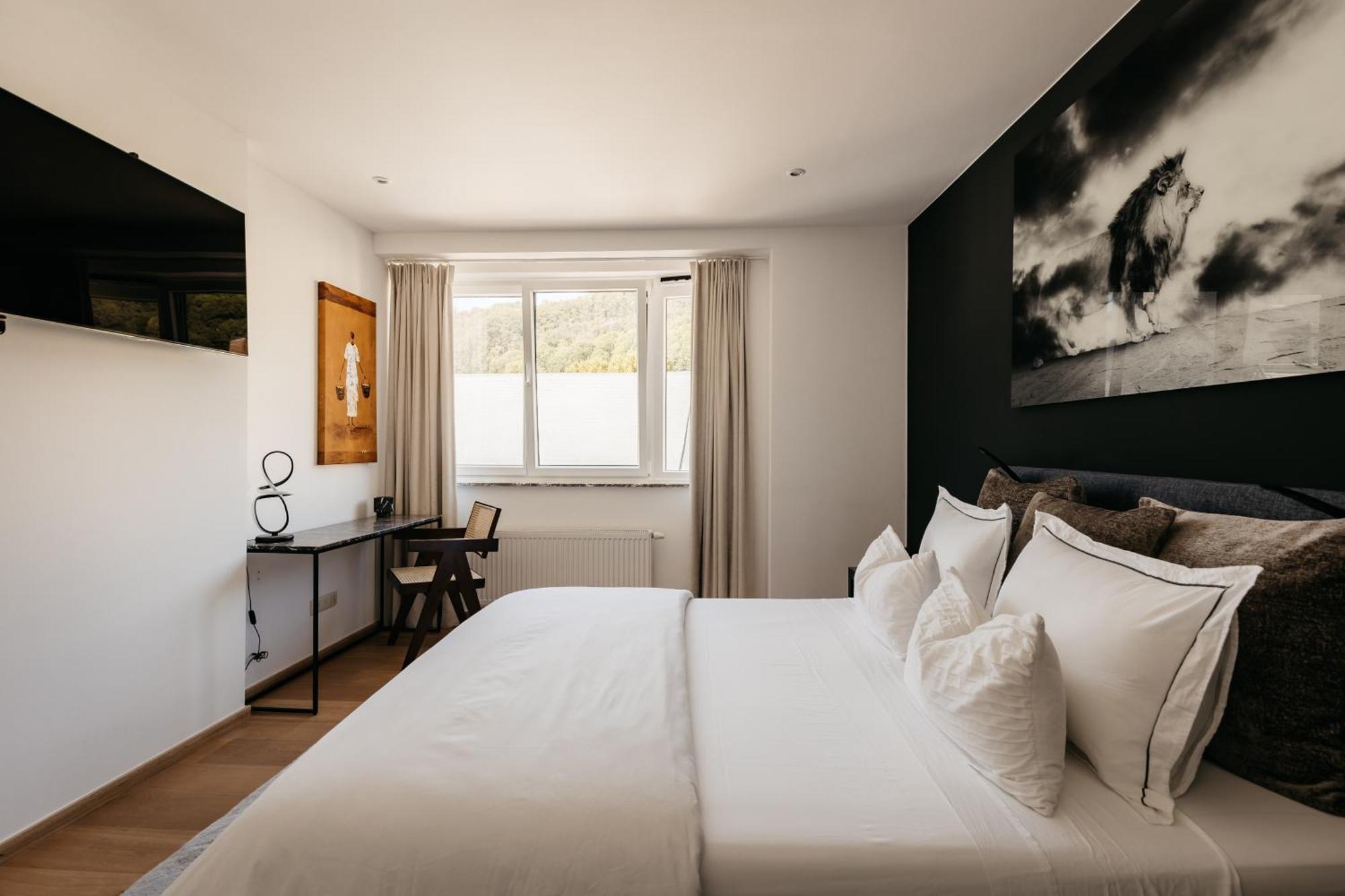 The Edgewater Suites - Park View Namur Eksteriør bilde
